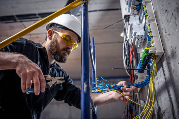 Best Best Electricians Near Me  in Cross Roads, TX